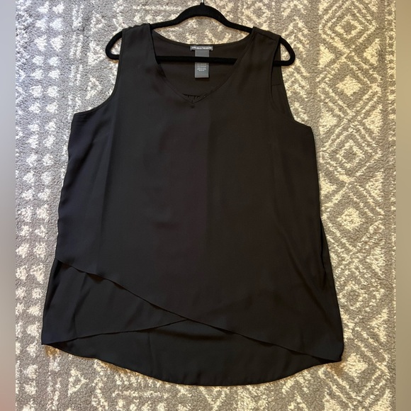 Chelsea & Theodore Black V-Neck Tank Top size XL (H116) - Picture 6 of 8